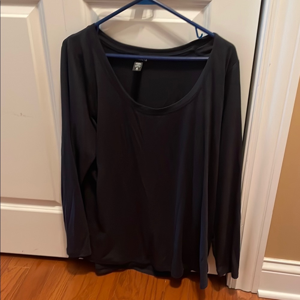Athleta Black Long Sleeve Blouse
